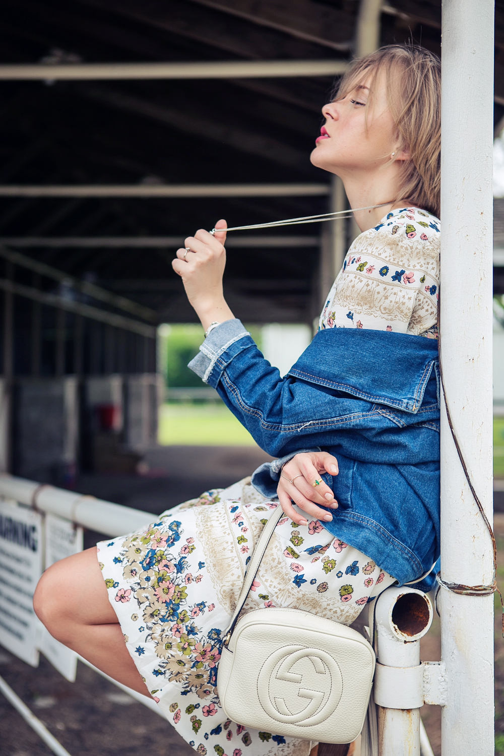 darya kamalova russian italian fashion blogger from thecablook in dallas on ranch in denim jacket and floral dress with ash booties and gucci disco bag-31 copy