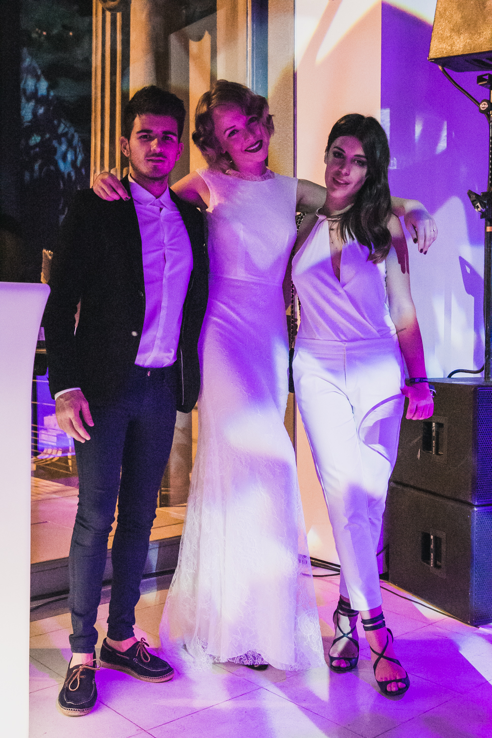 darya kamalova fashion blogger from thecablook in trip in Barcelona Spain with Pronovias 2015 wedding dresses collection catwalk wearing uel camilo white gown bottega veneta knot clutch and black lips-2950